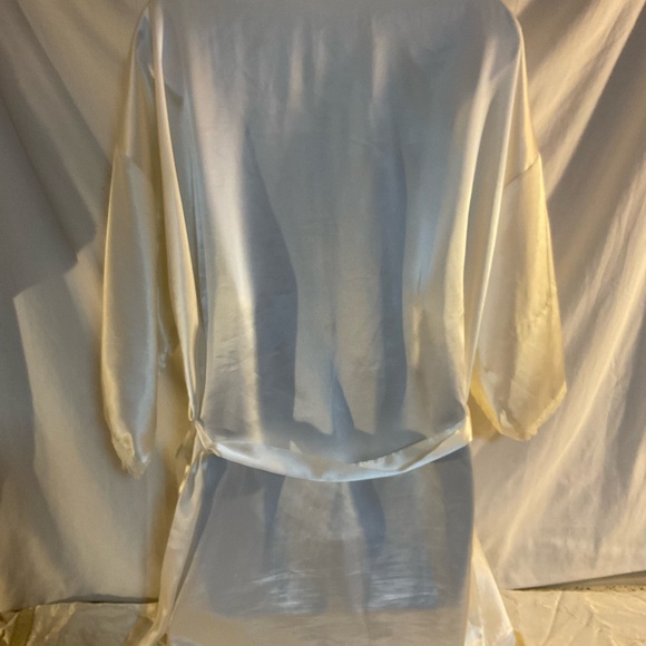 Victoria’s Secret ivory short robe dressing gown beaded sequined bridal one size - Picture 7 of 11